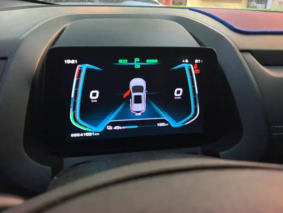 BYD Yuan EV — миниатюра 14