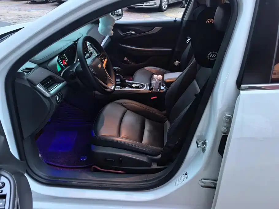 Chevrolet Malibu — миниатюра 9