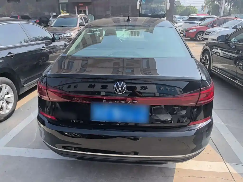Volkswagen Passat — миниатюра 6