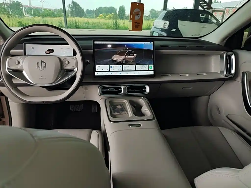 Leapmotor B01 2025 550