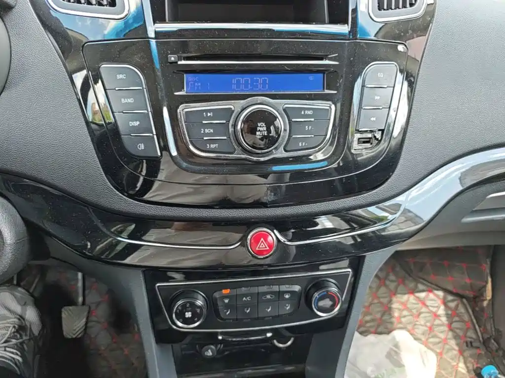 JAC Refine M2 — миниатюра 18