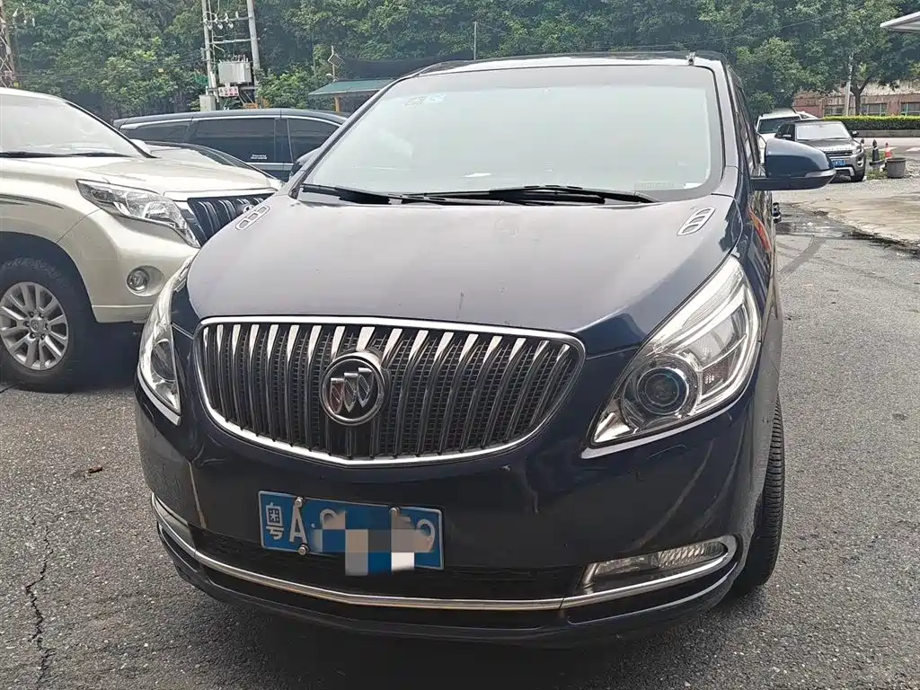 Buick GL8 2014 3.0L XT Luxury Flagship