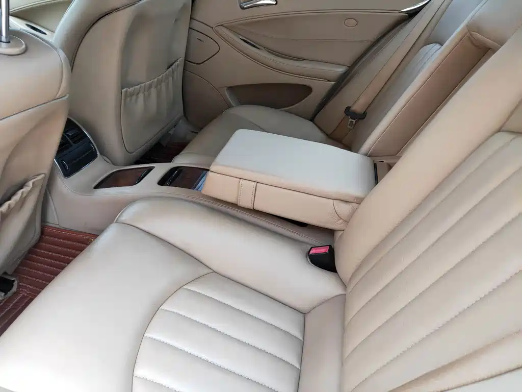 Mercedes-Benz CLS — миниатюра 10