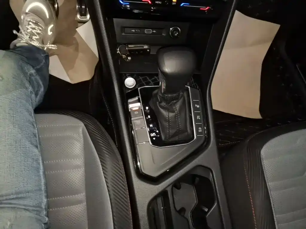 Volkswagen Tiguan X — миниатюра 14