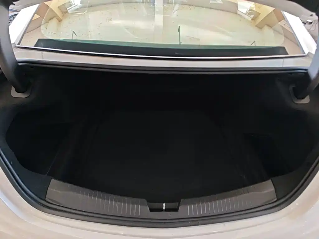 Cadillac CT5 — миниатюра 19