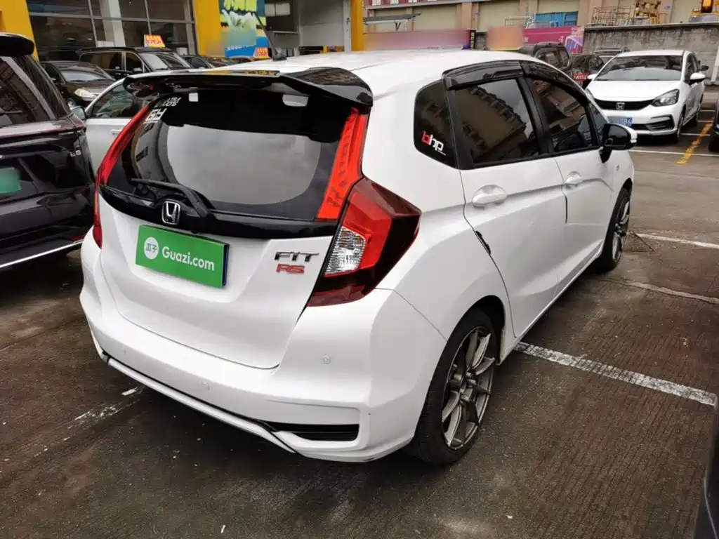 Honda Fit — миниатюра 7