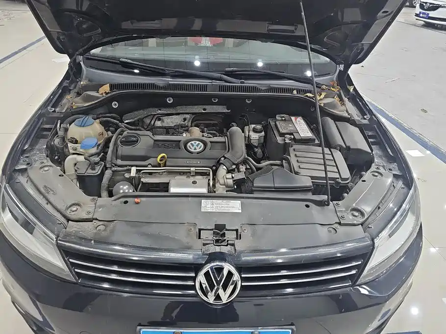 Volkswagen Sagitar — миниатюра 10