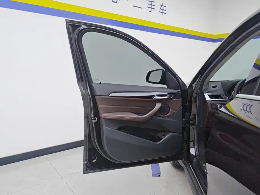 BMW X1 — миниатюра 7