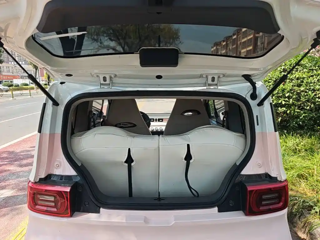 Wuling MINIEV — миниатюра 19