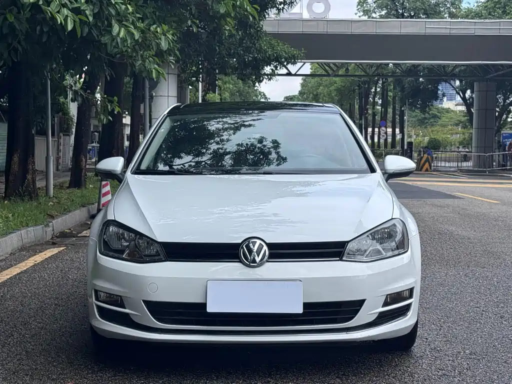 Volkswagen Golf — миниатюра 2