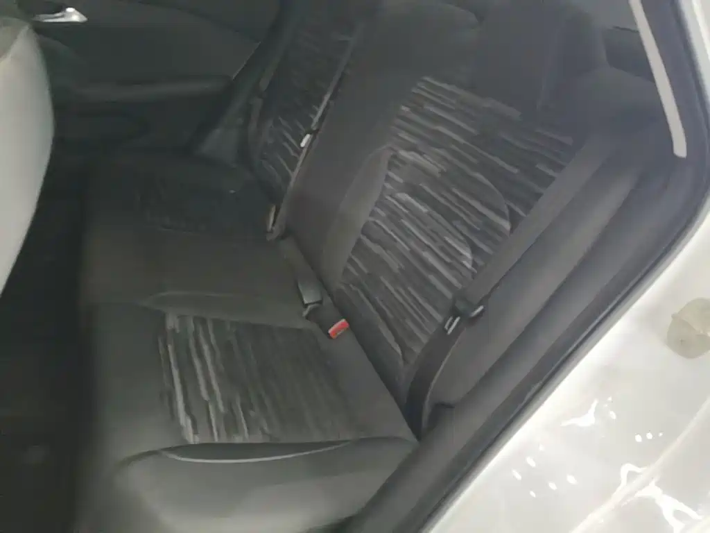 Chevrolet Monza — миниатюра 17