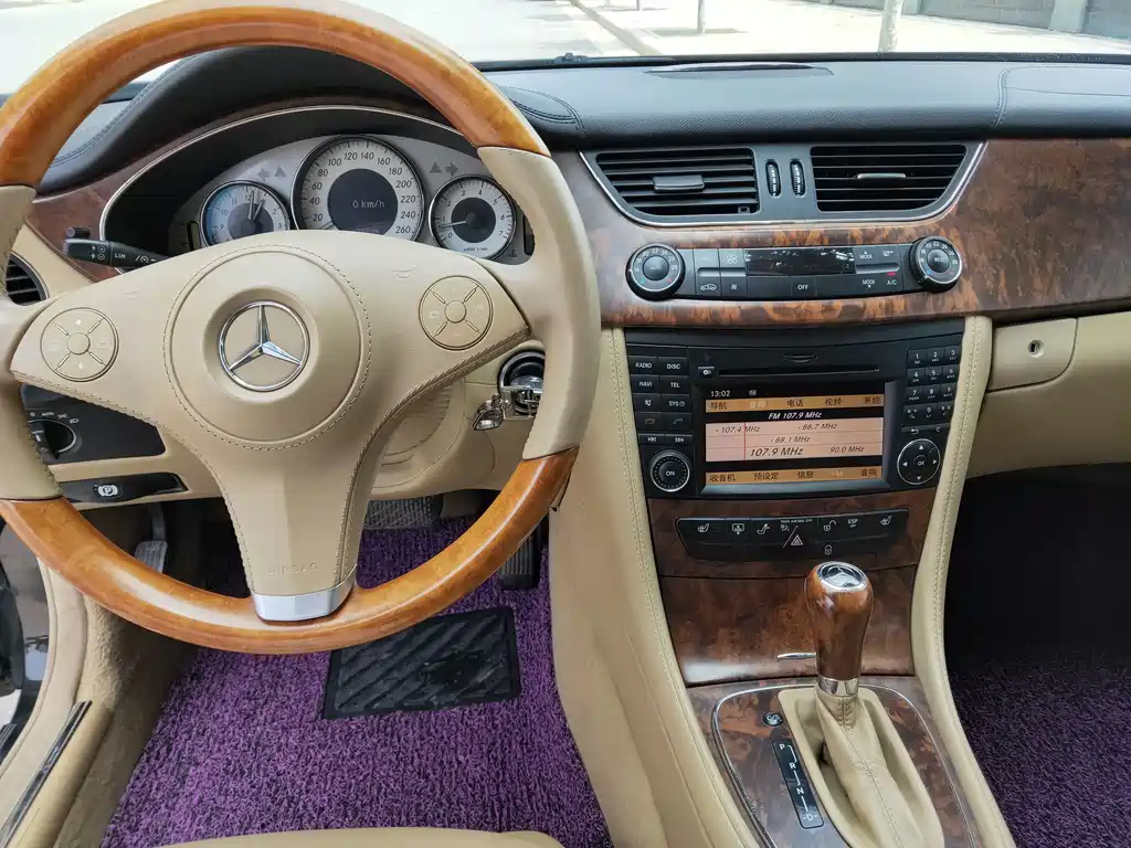 Mercedes-Benz CLS — миниатюра 14