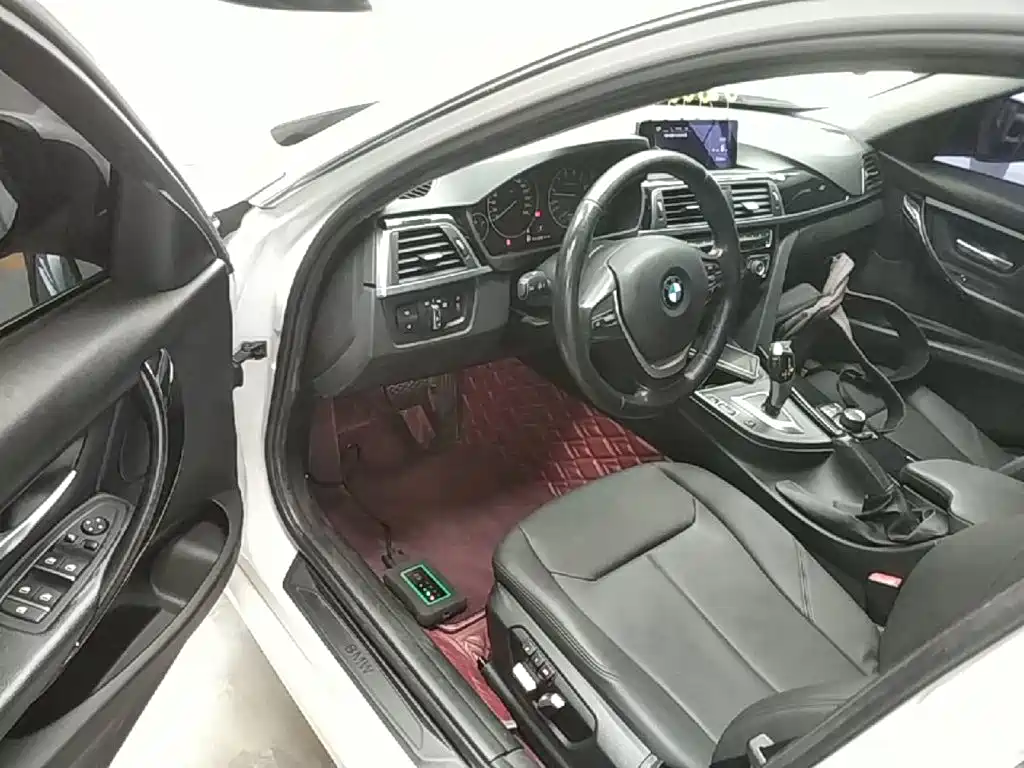 BMW 3 Series — миниатюра 16