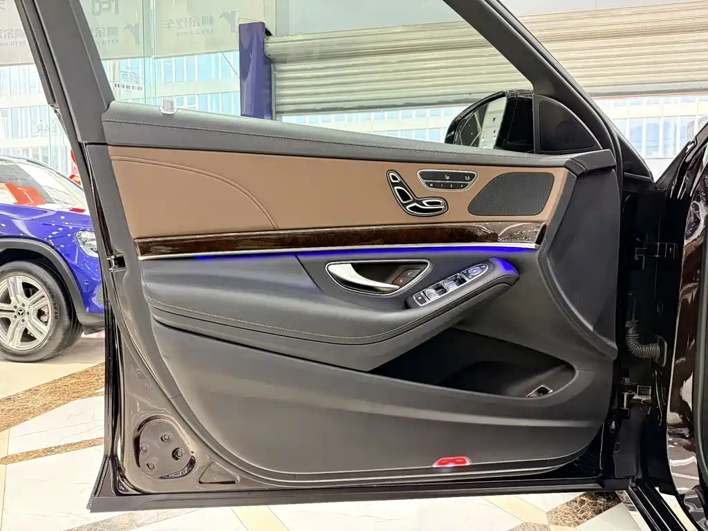 MERCEDES-BENZ S CLASS