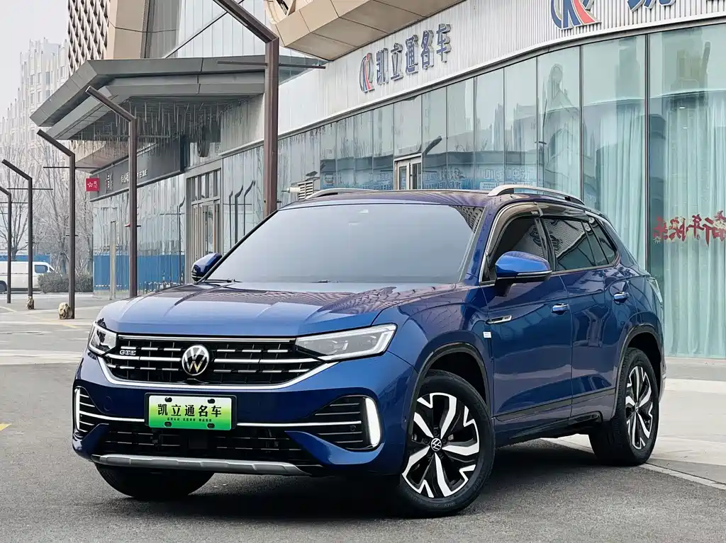 Volkswagen GTE PHEV 2022