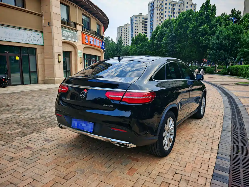 Mercedes-Benz GLE Coupe — миниатюра 18