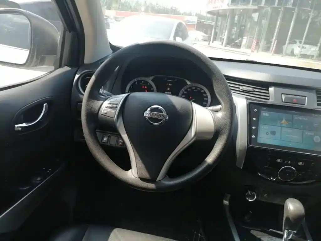 Nissan Terra — миниатюра 11
