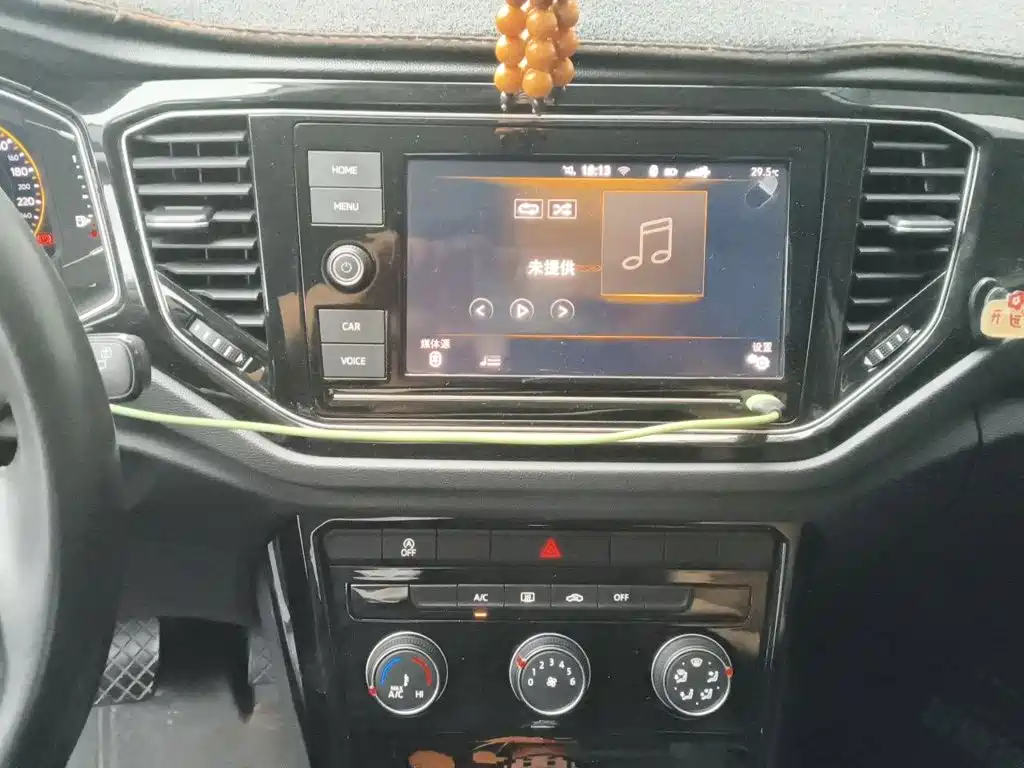 Volkswagen T-Roc — миниатюра 6