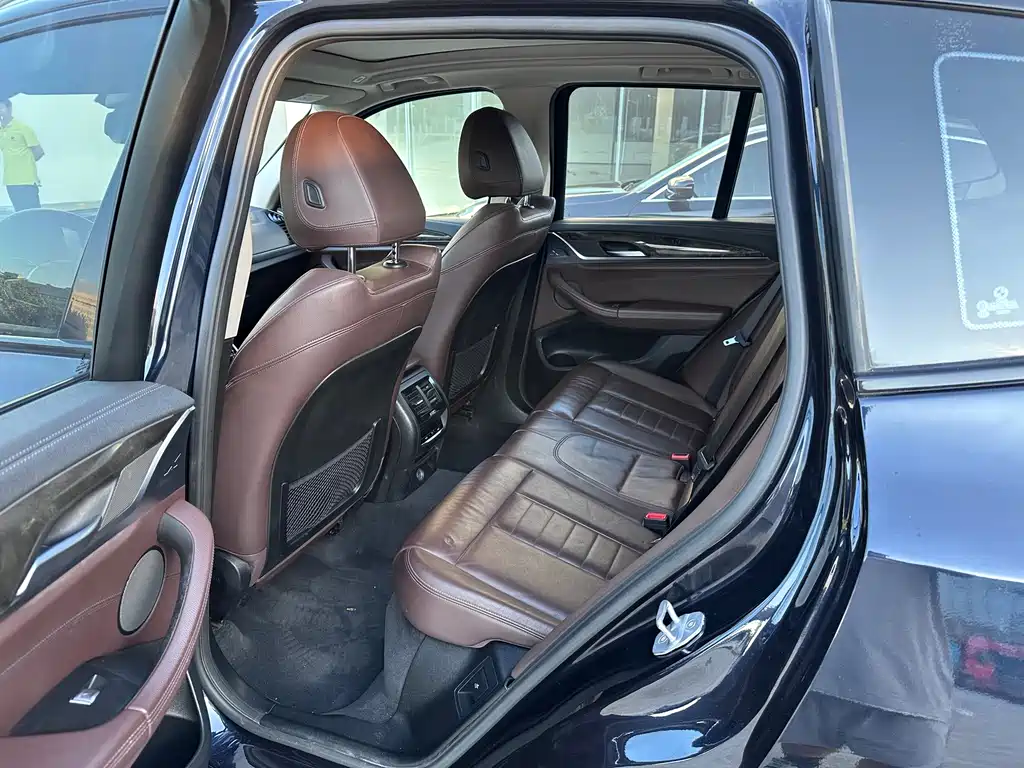 BMW X3 — миниатюра 5