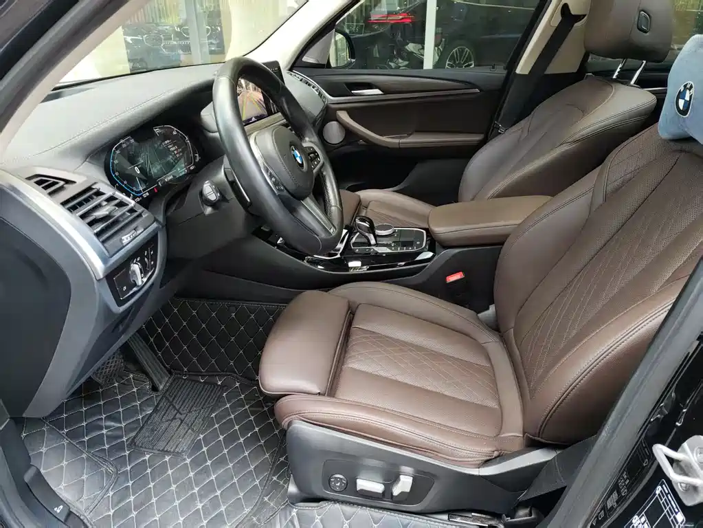 BMW X3 — миниатюра 10