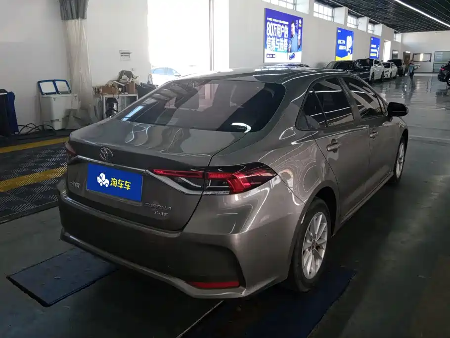 Toyota Corolla — миниатюра 3