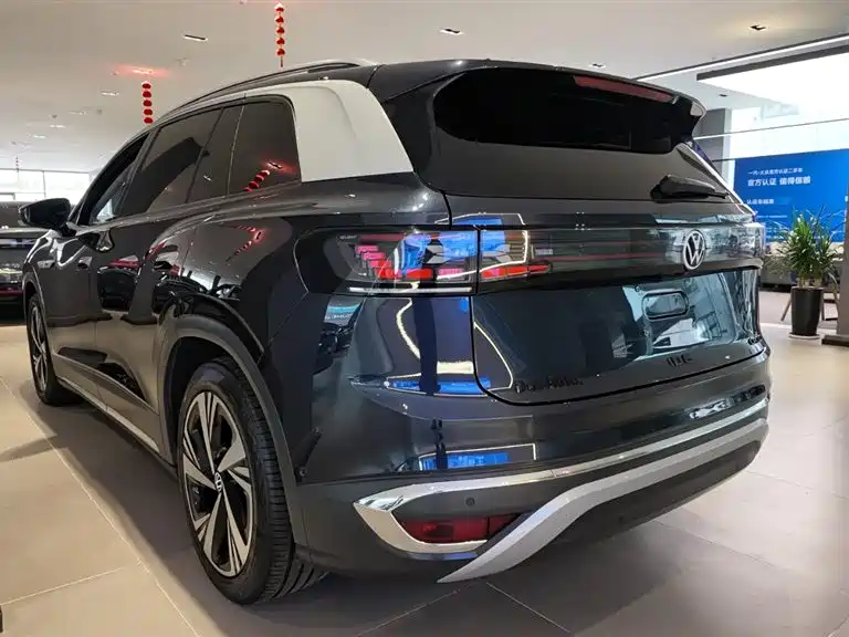 Volkswagen ID.6 Crozz — миниатюра 6