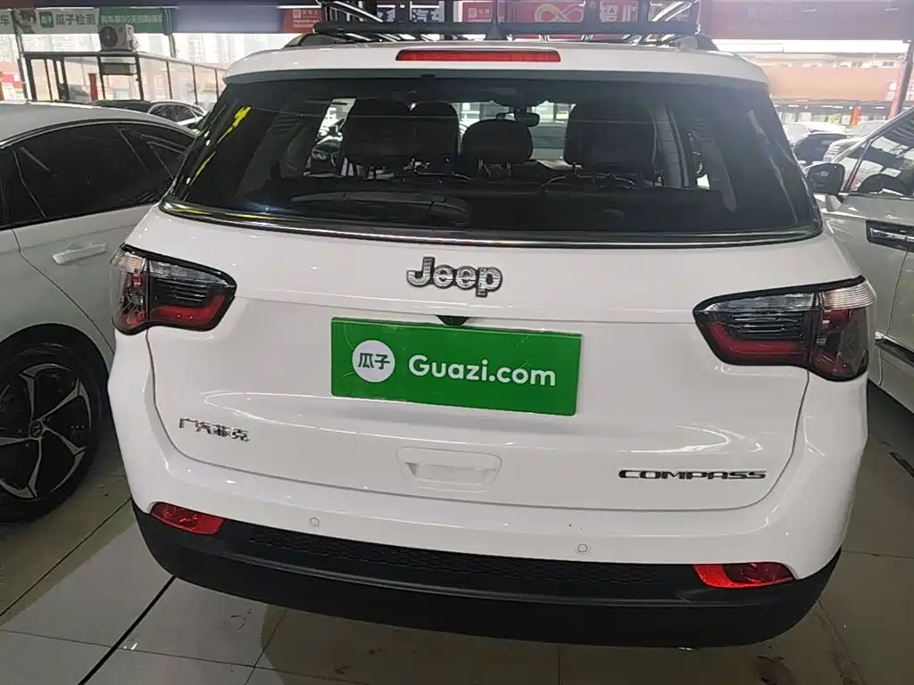 Jeep Compass — миниатюра 6
