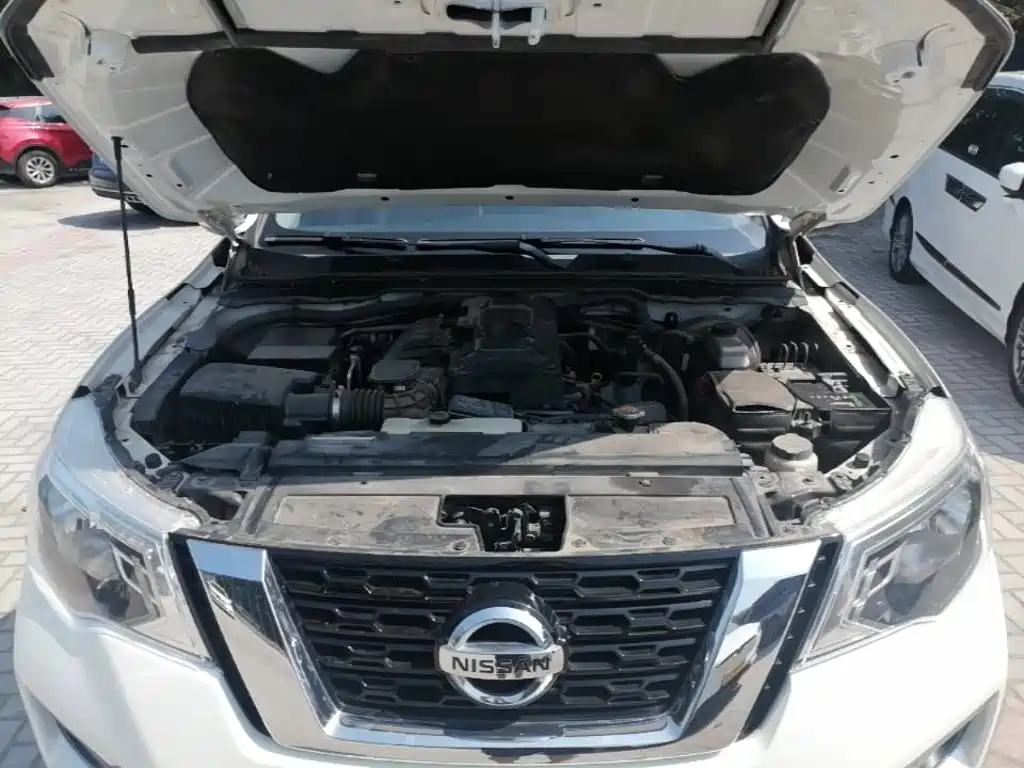 Nissan Terra — миниатюра 20
