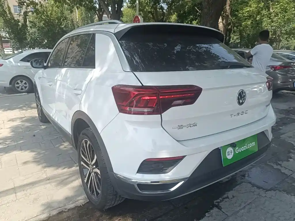 Volkswagen T-Roc — миниатюра 5
