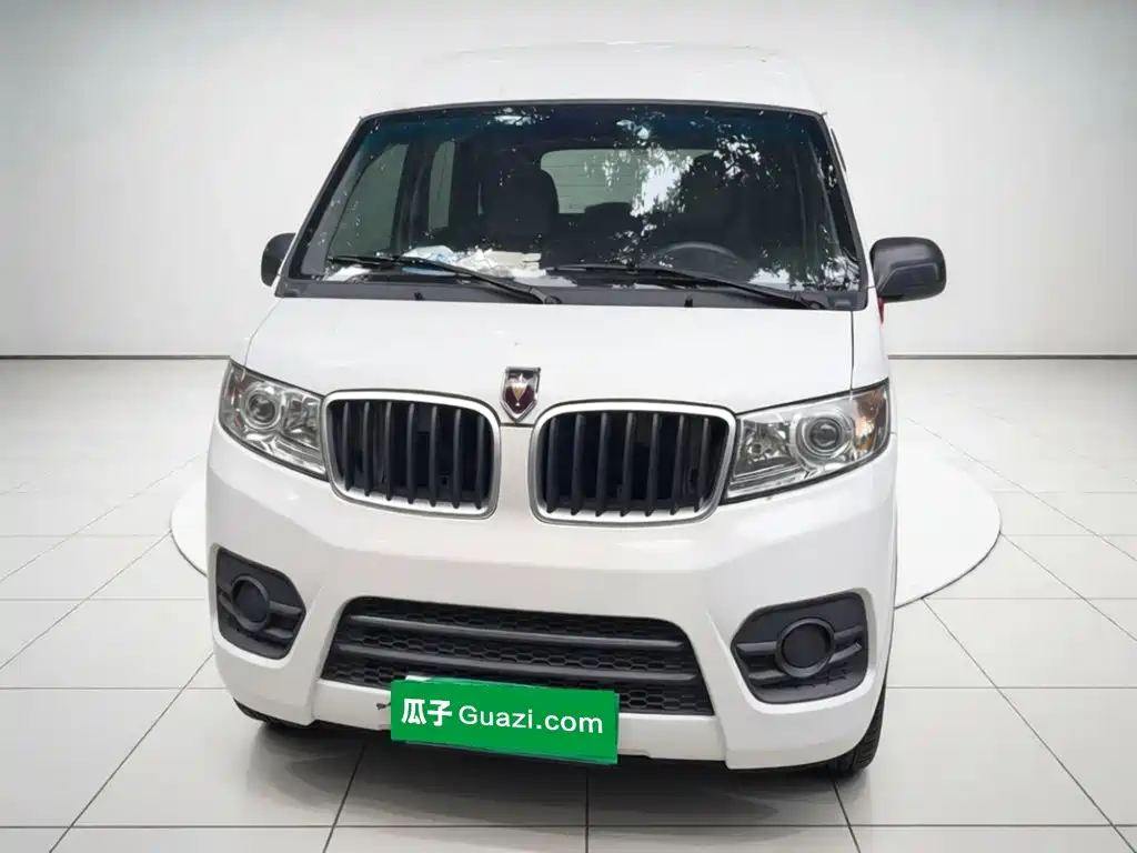 Jinbei Hiace X30L — миниатюра 2