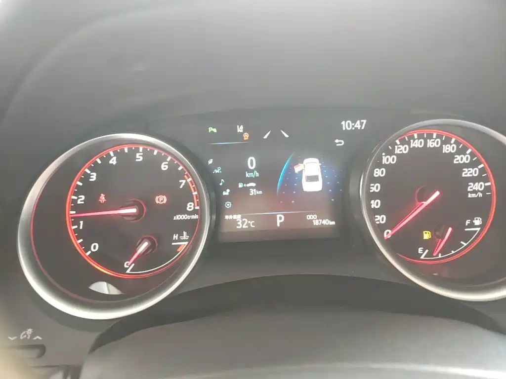 Toyota Camry — миниатюра 12