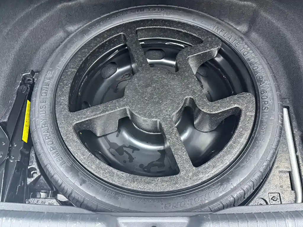 Volkswagen Golf — миниатюра 21