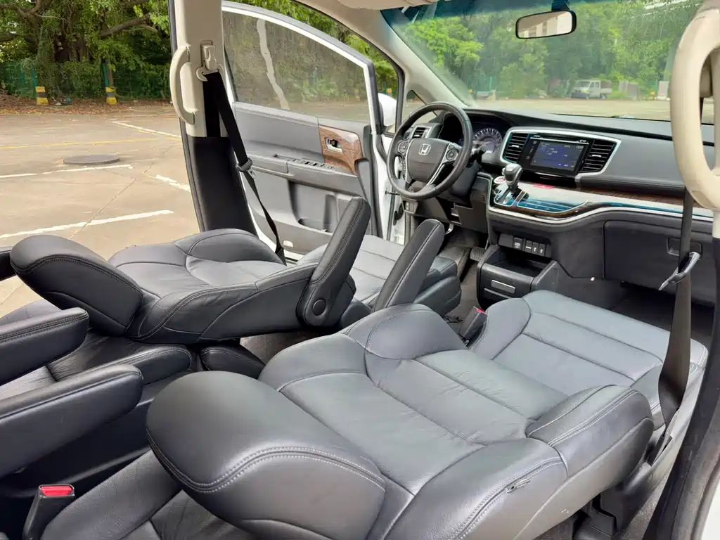 Honda Odyssey — миниатюра 6