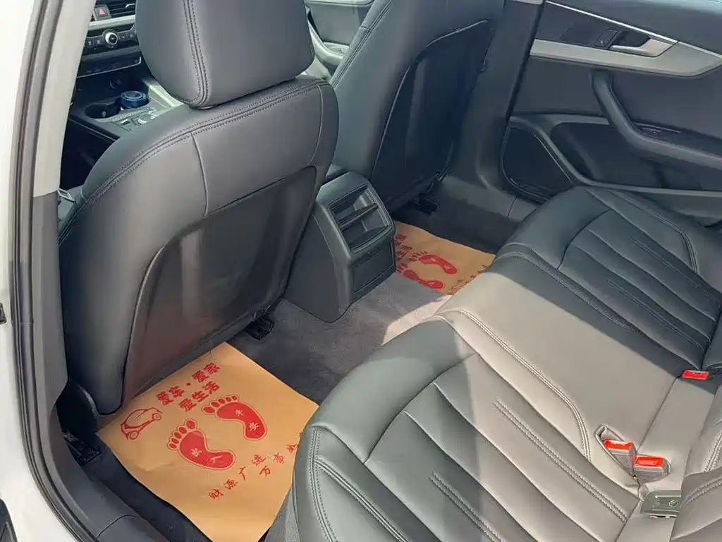 Audi A4L — миниатюра 3