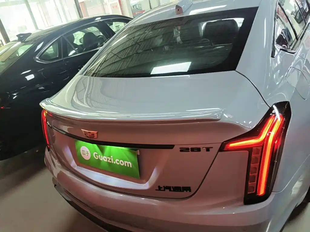 Cadillac CT5 2025 28T +