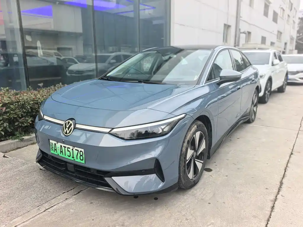 VOLKSWAGEN ID.7 VIZZION