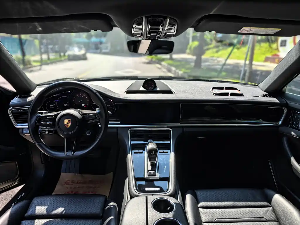 Porsche Panamera — миниатюра 10