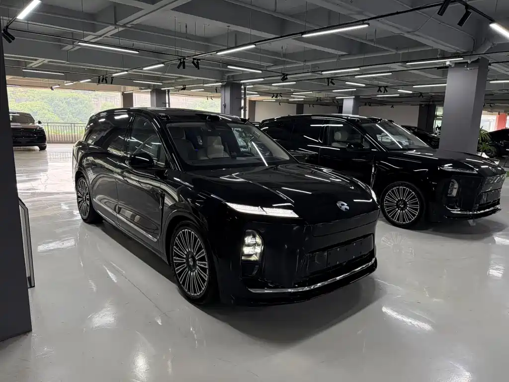 NIO ES8 2026 мест Executive Luxury