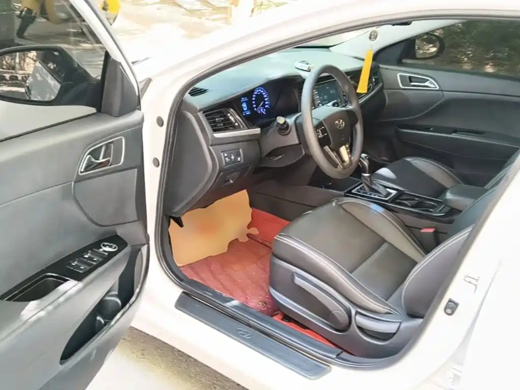 Hyundai Mistra — миниатюра 16