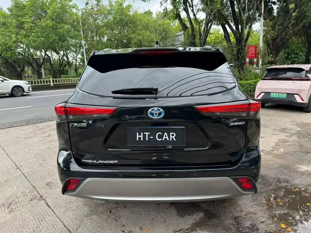 Toyota Highlander — миниатюра 5