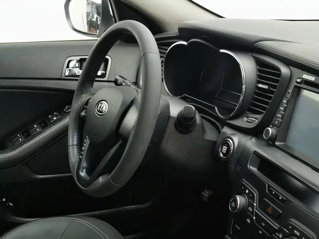 Kia K5 — миниатюра 22