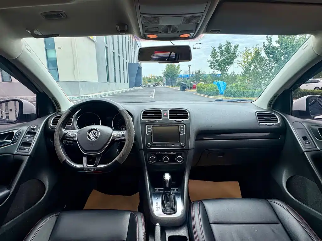 Volkswagen Golf — миниатюра 8