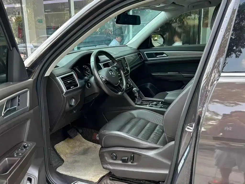 Volkswagen Teramont — миниатюра 4