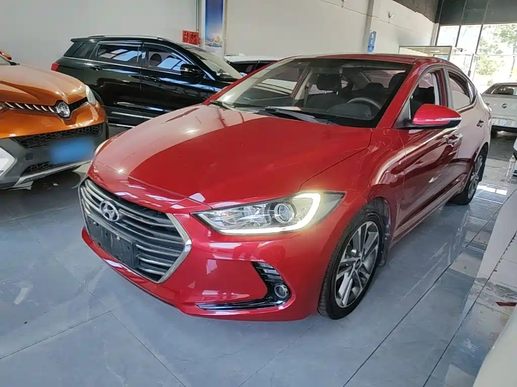 Hyundai Elantra — миниатюра 2