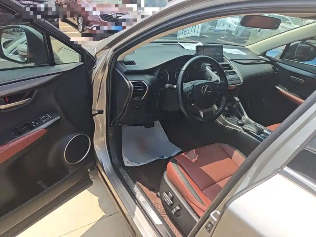 Lexus NX — миниатюра 16