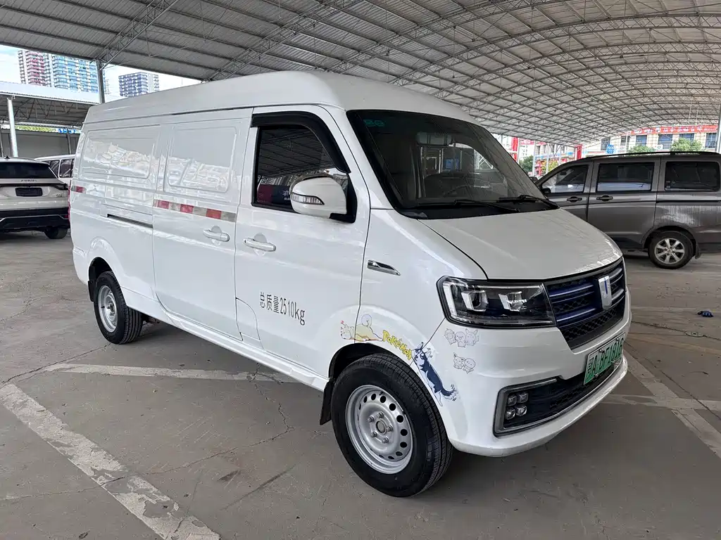 Yuan Cheng Yuan Cheng E5 — миниатюра 3