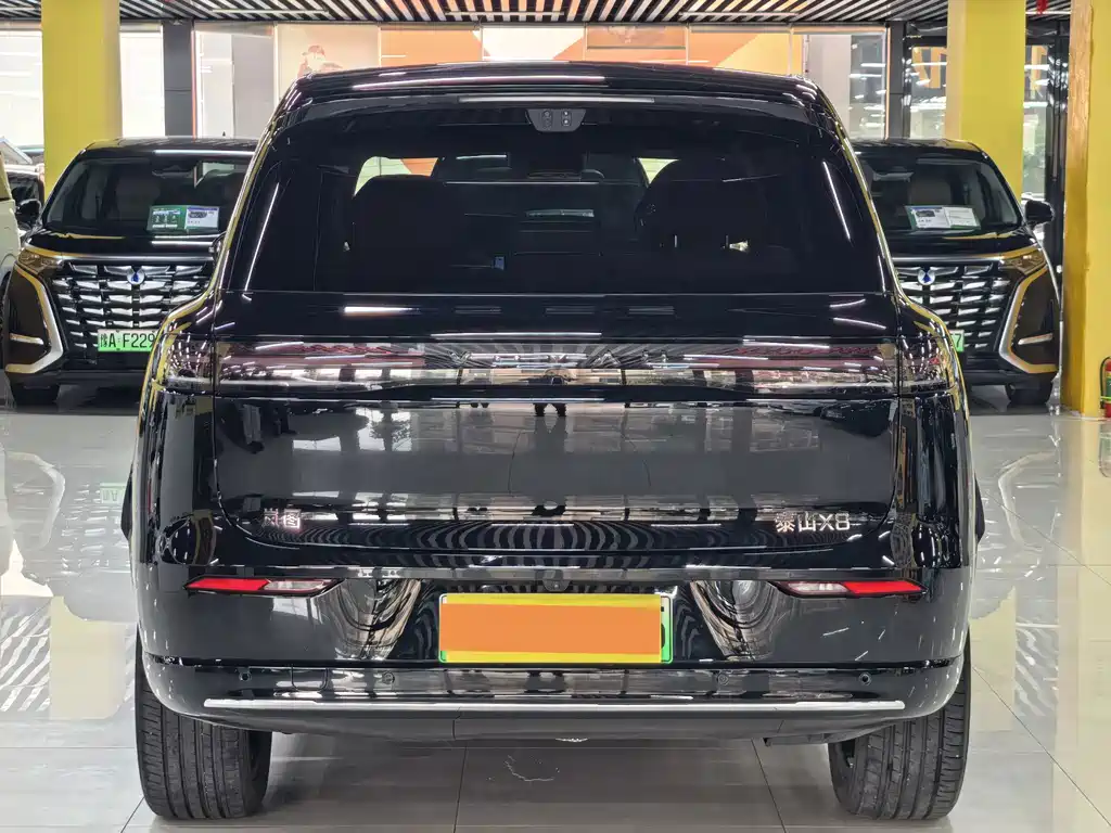 VOYAH Taishan X8 — миниатюра 16
