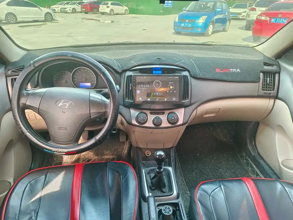 Hyundai Elantra — миниатюра 5