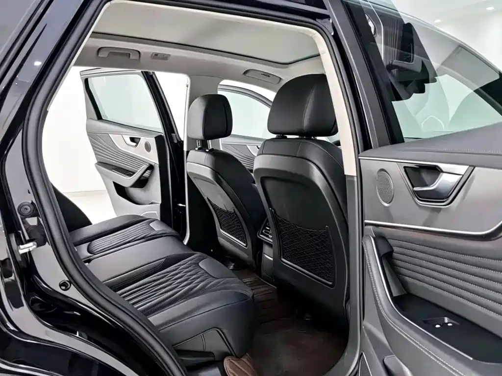 Hongqi Hongqi HS5 — миниатюра 6