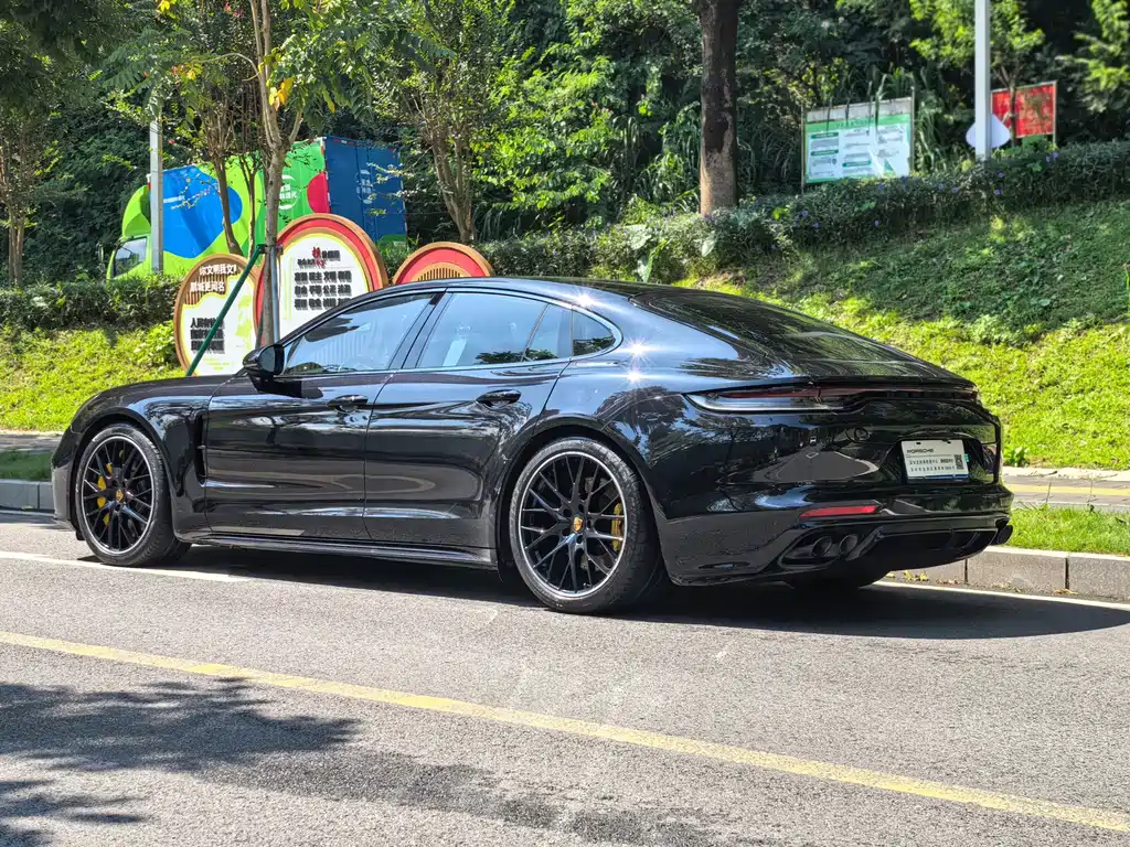 Porsche Panamera — миниатюра 4